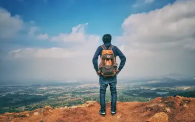 Knee Pain while hiking? – 3 Minute Injury Report